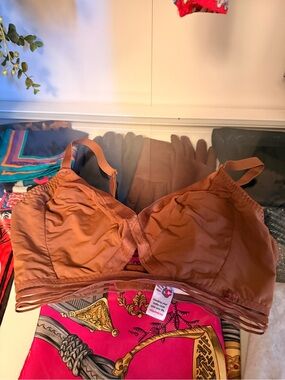 Wireless Soft Bralette in Warm Brown